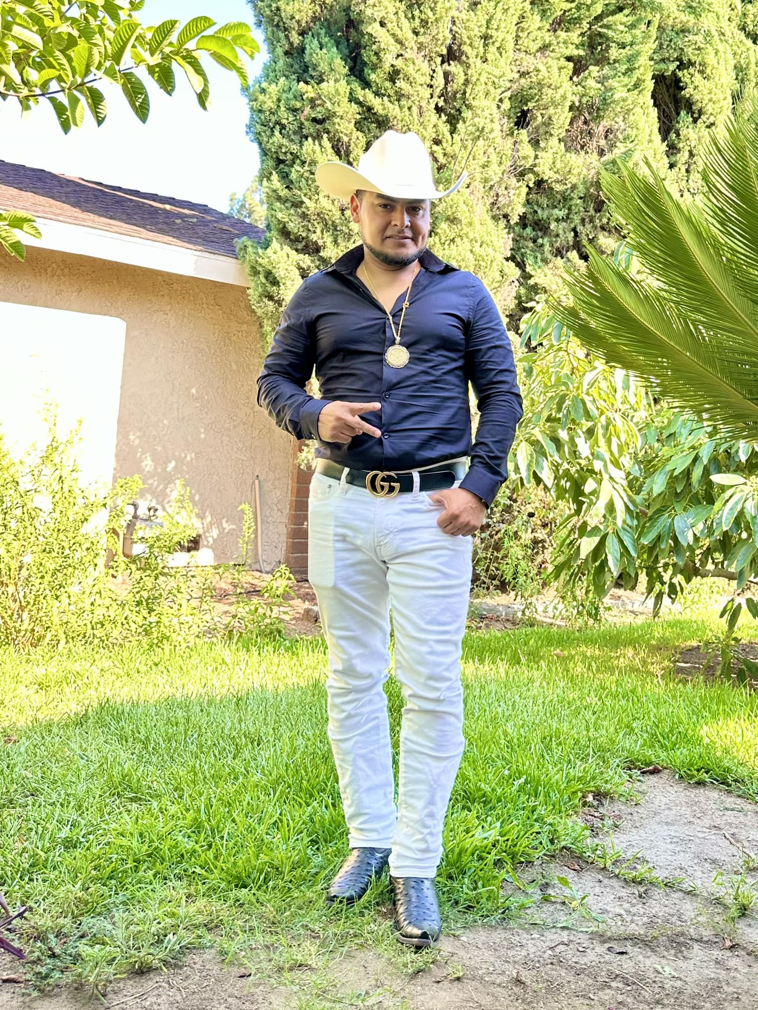 Jose Torres El Rey De Alto Mando Net Worth Unveiling His Strumming Success